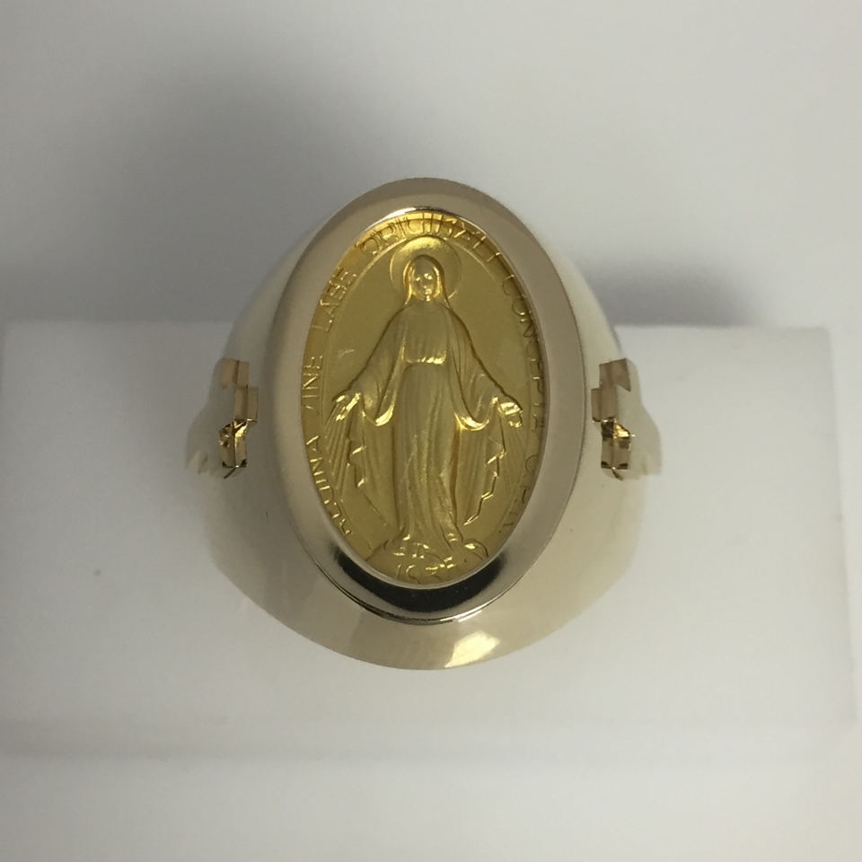 Medalion Ring 5
